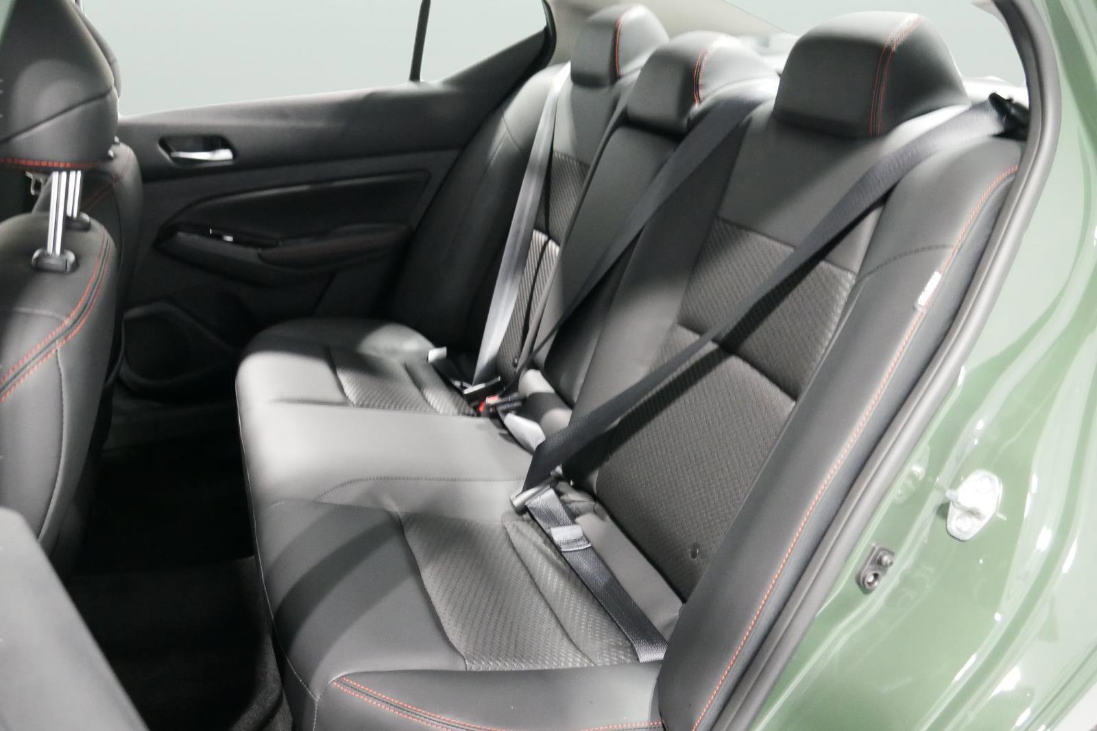 New 2025 Nissan Altima 2.5 SR image 11