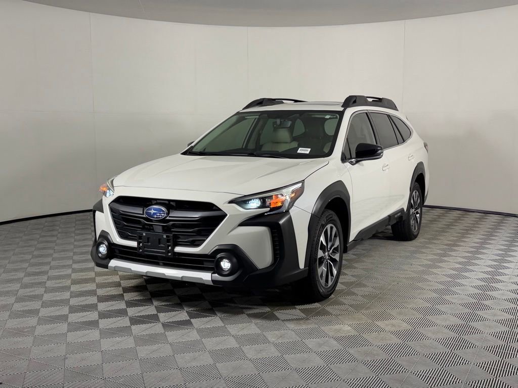 Used 2023 Subaru Outback Limited XT image 4