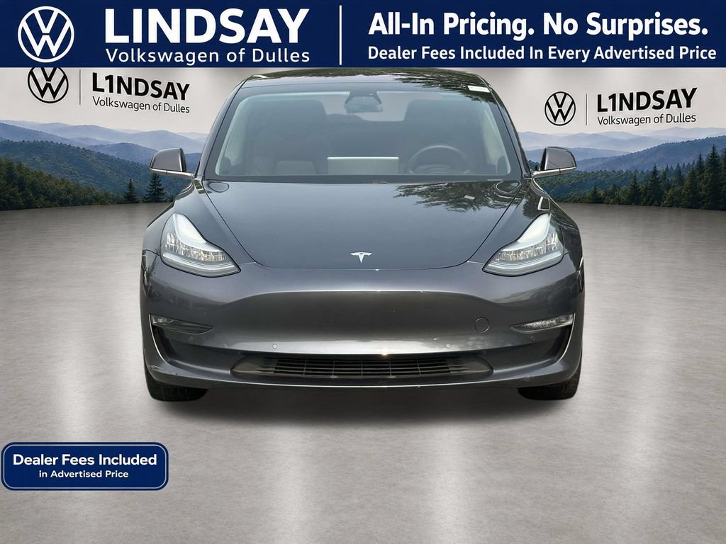 Used 2018 Tesla Model 3 Mid Range RWD image 3