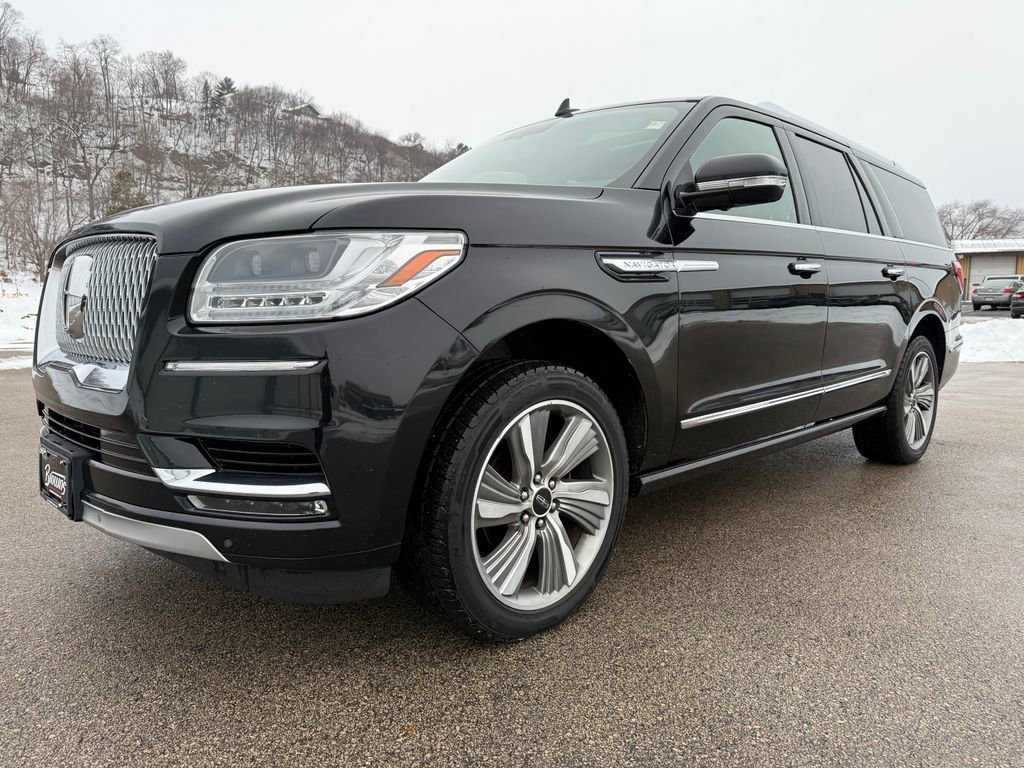 Used 2018 Lincoln Navigator L Reserve image 1