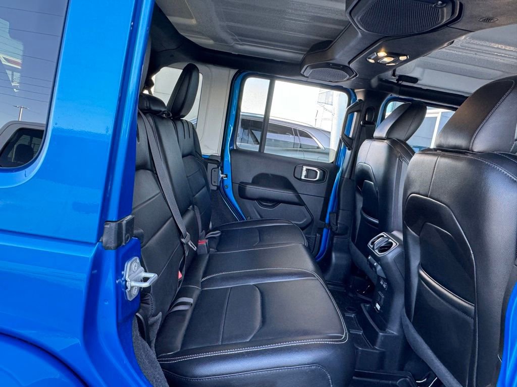 Used 2021 Jeep Wrangler Unlimited Sahara w/ Cold Weather Group image 27