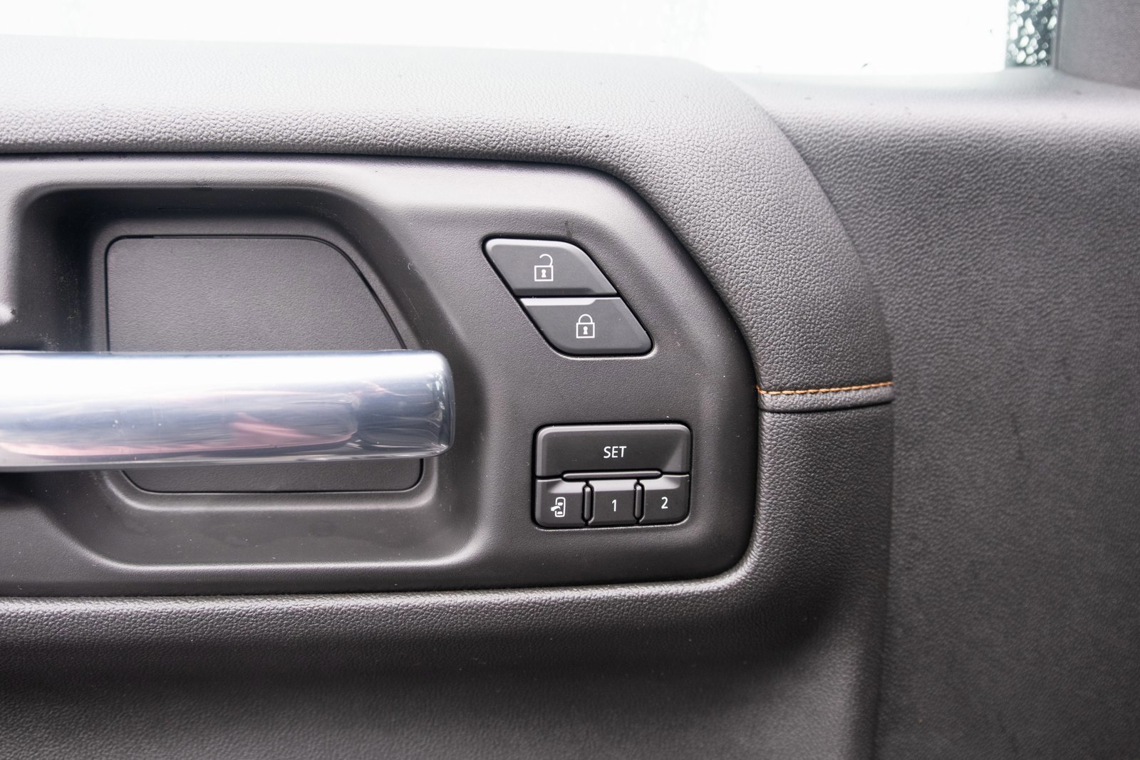 Used 2020 GMC Sierra 1500 AT4 image 19