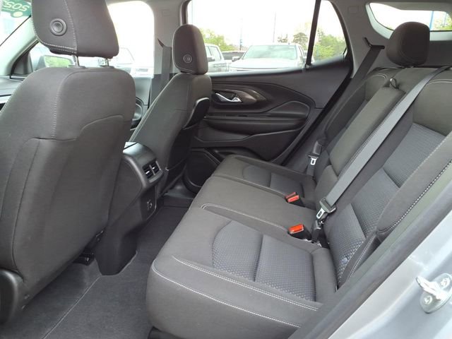 Used 2023 GMC Terrain SLE w/ Driver Convenience Package FWD image 9