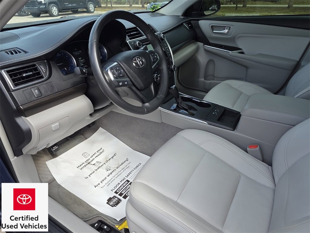 Certified 2017 Toyota Camry XLE image 25