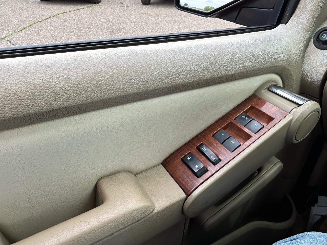 Used 2007 Ford Explorer Eddie Bauer AWD/4WD image 27