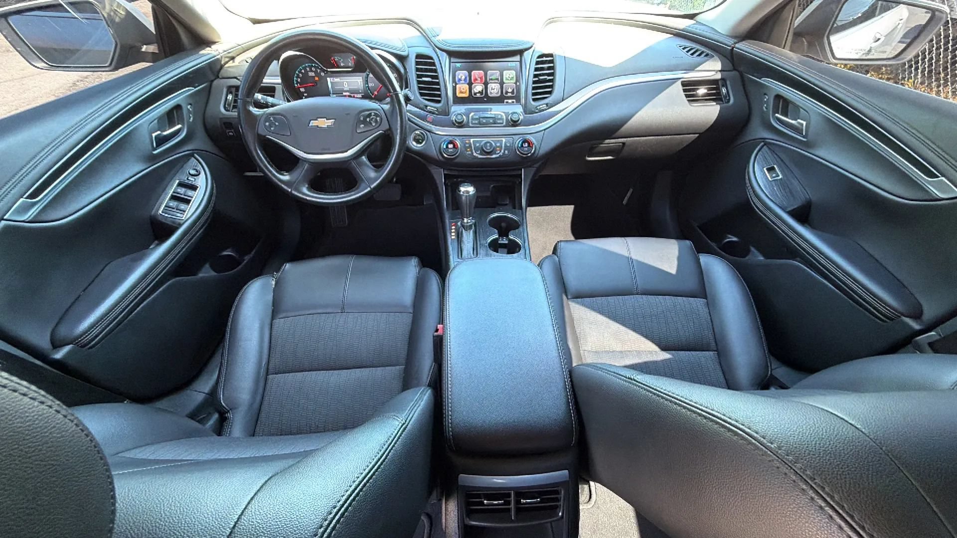 Used 2019 Chevrolet Impala LT FWD image 29
