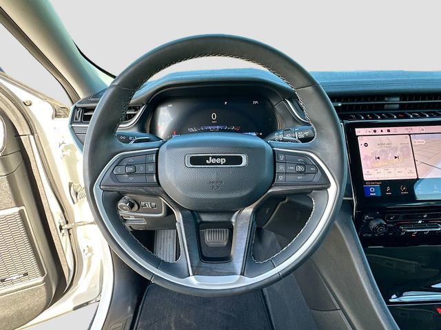 Used 2023 Jeep Grand Cherokee Limited image 11