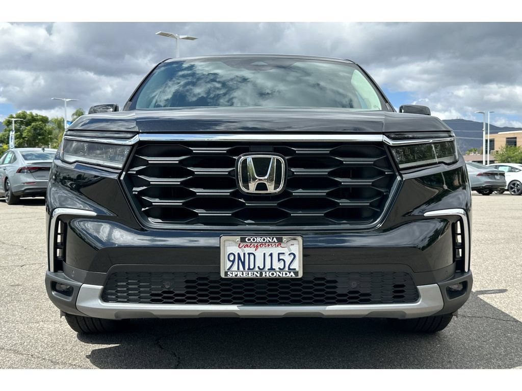 Certified 2025 Honda Pilot EX-L image 9