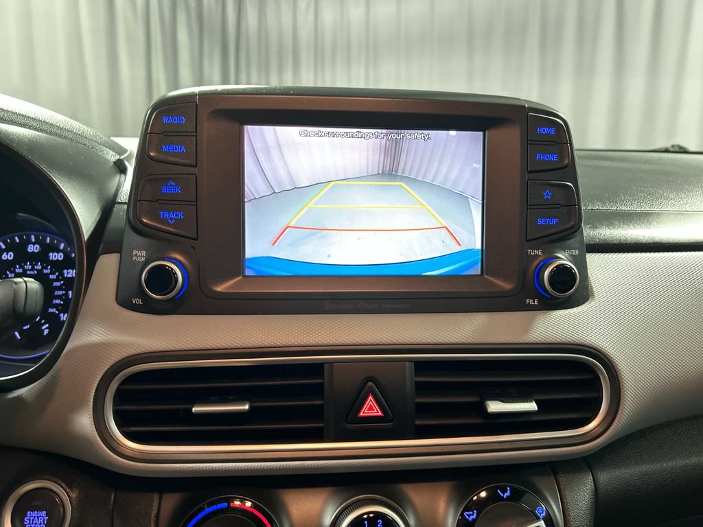 Used 2020 Hyundai Kona SEL AWD/4WD image 16