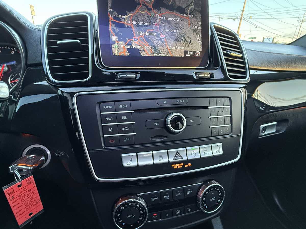 Used 2019 Mercedes-Benz GLS 450 4MATIC image 23