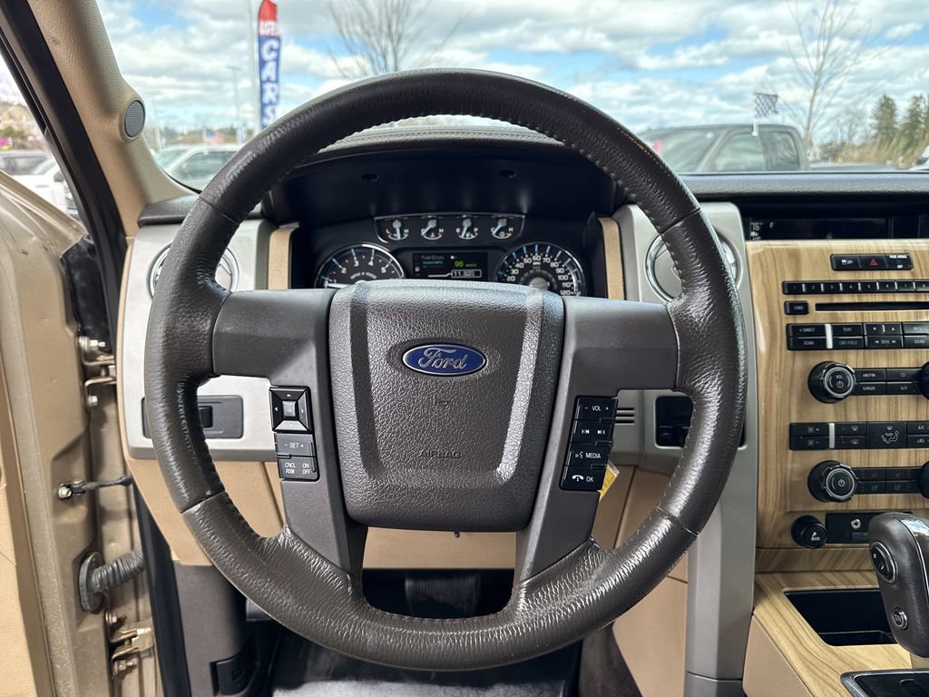 Used 2011 Ford F150 Lariat w/ Lariat Chrome Pkg AWD/4WD image 16