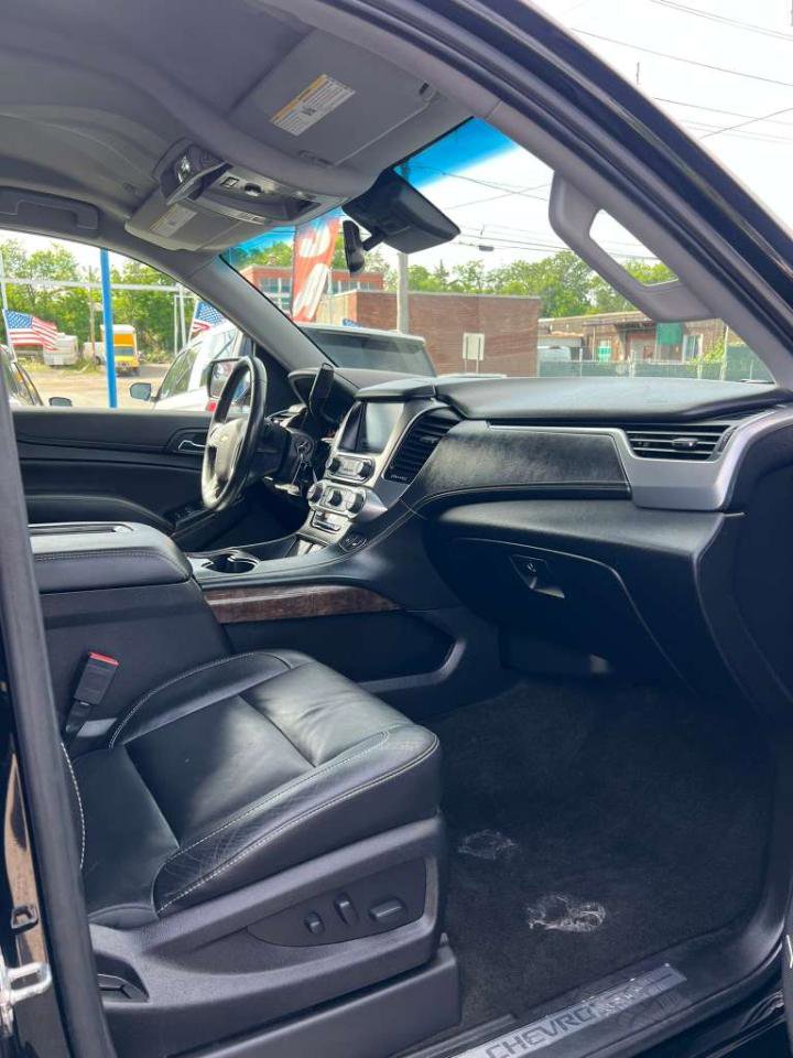 Used 2017 Chevrolet Tahoe LT AWD/4WD image 28