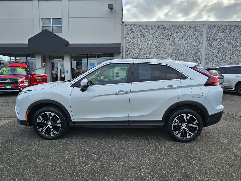 Used 2022 Mitsubishi Eclipse Cross SE image 8