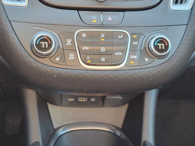 Used 2025 Chevrolet Malibu LT FWD image 21