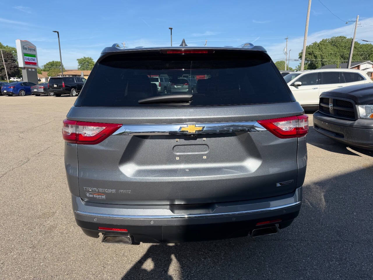 Used 2018 Chevrolet Traverse Premier w/ LPO, Floor Liner Package AWD/4WD image 4