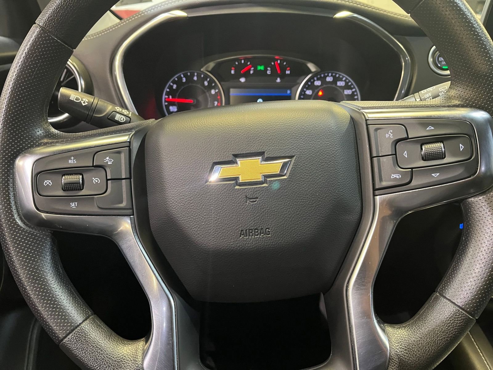 Used 2025 Chevrolet Blazer LT image 28