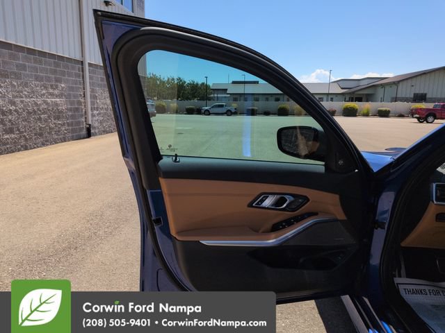 Used 2021 BMW M340i xDrive AWD/4WD image 10