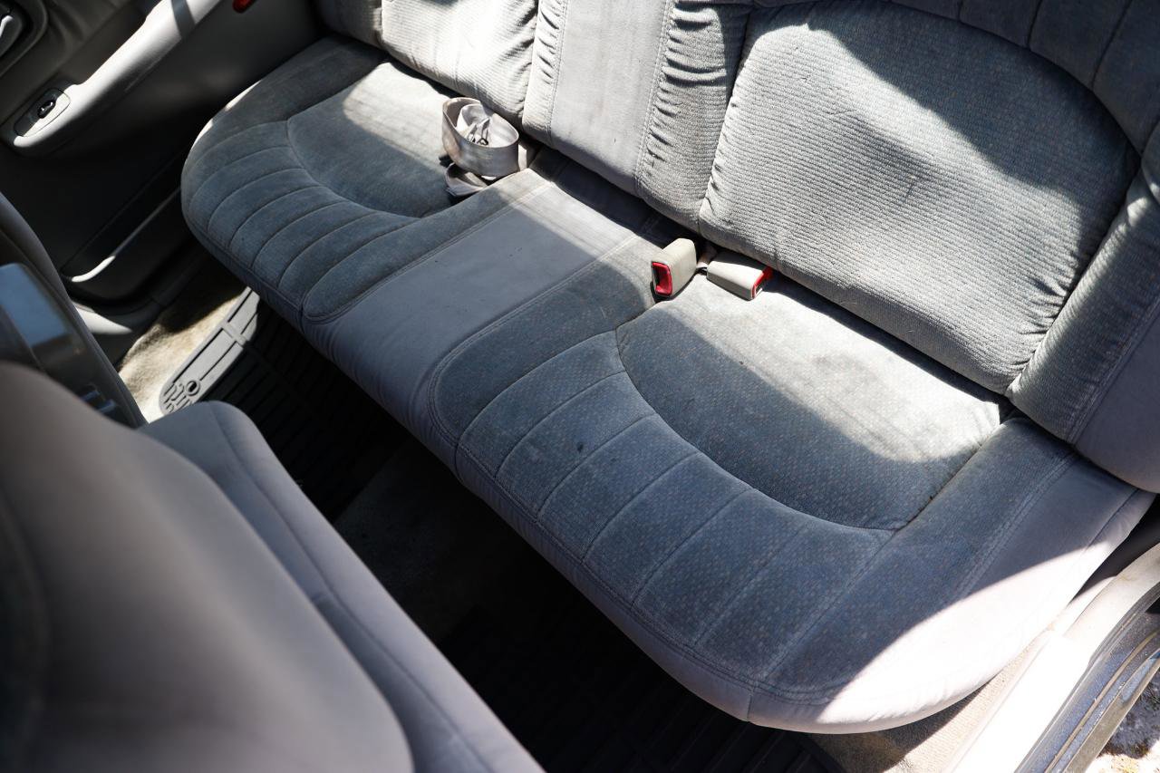 Used 2001 Buick Century Custom w/ Premium Pkg FWD image 8