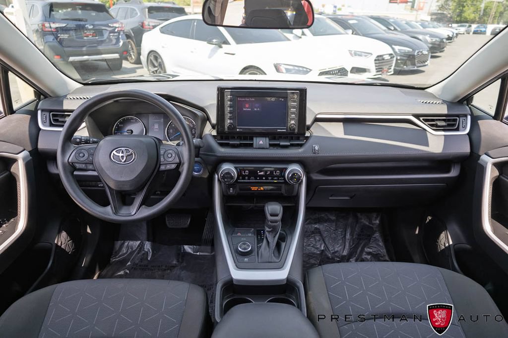 Used 2021 Toyota RAV4 XLE w/ Convenience Package AWD/4WD image 32