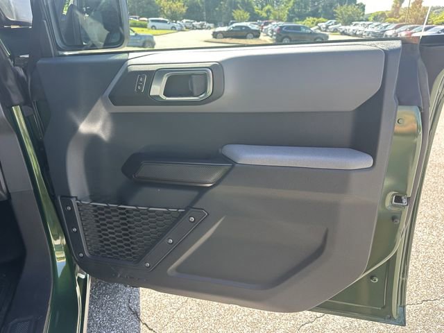 Used 2024 Ford Bronco Everglades image 14