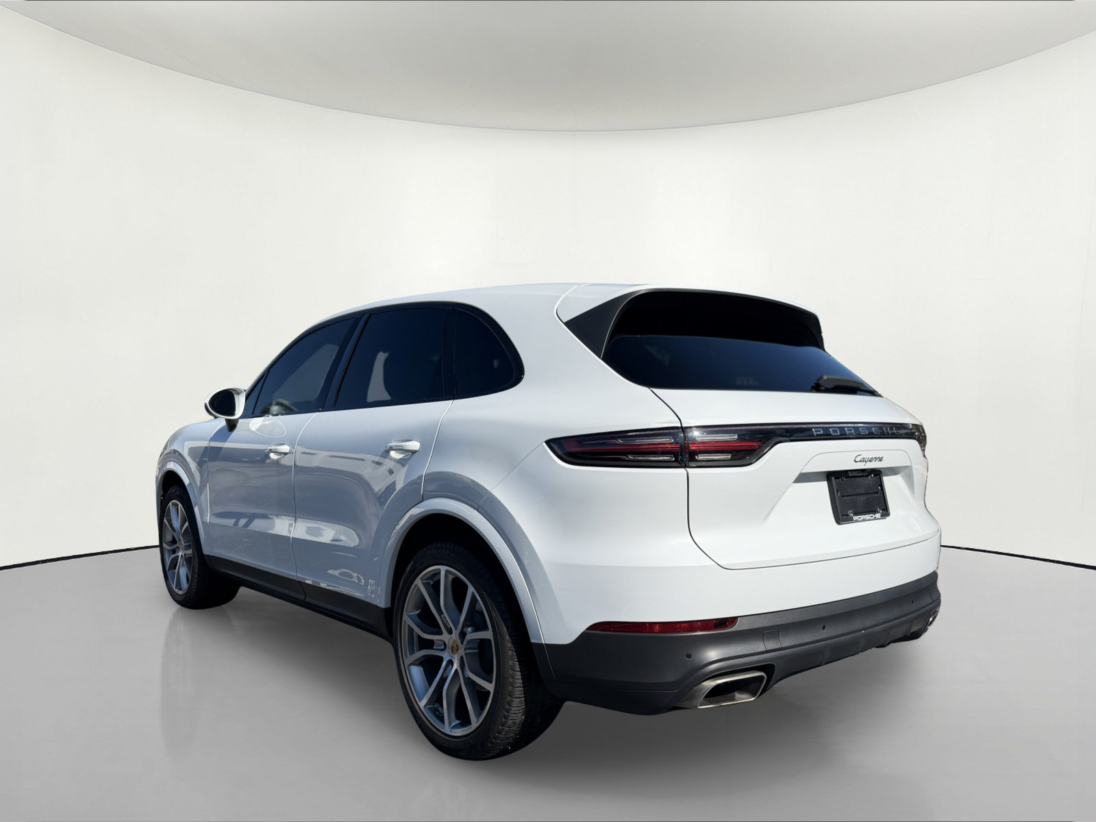 Used 2019 Porsche Cayenne AWD/4WD image 3