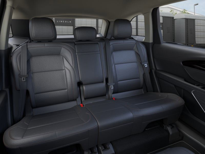 New 2026 Lincoln Nautilus Premier image 11