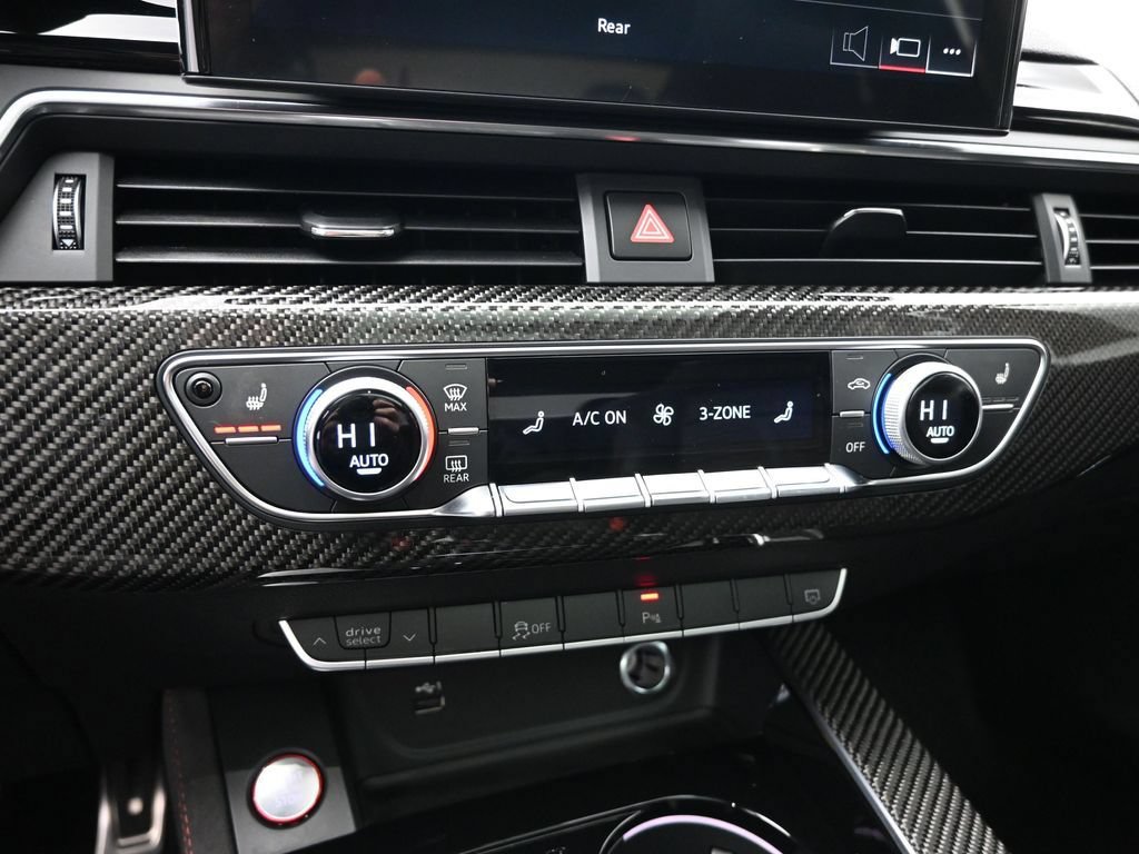 Used 2023 Audi RS 5 AWD/4WD image 16