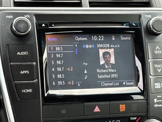 Used 2015 Toyota Camry SE w/ Moonroof Package FWD image 19