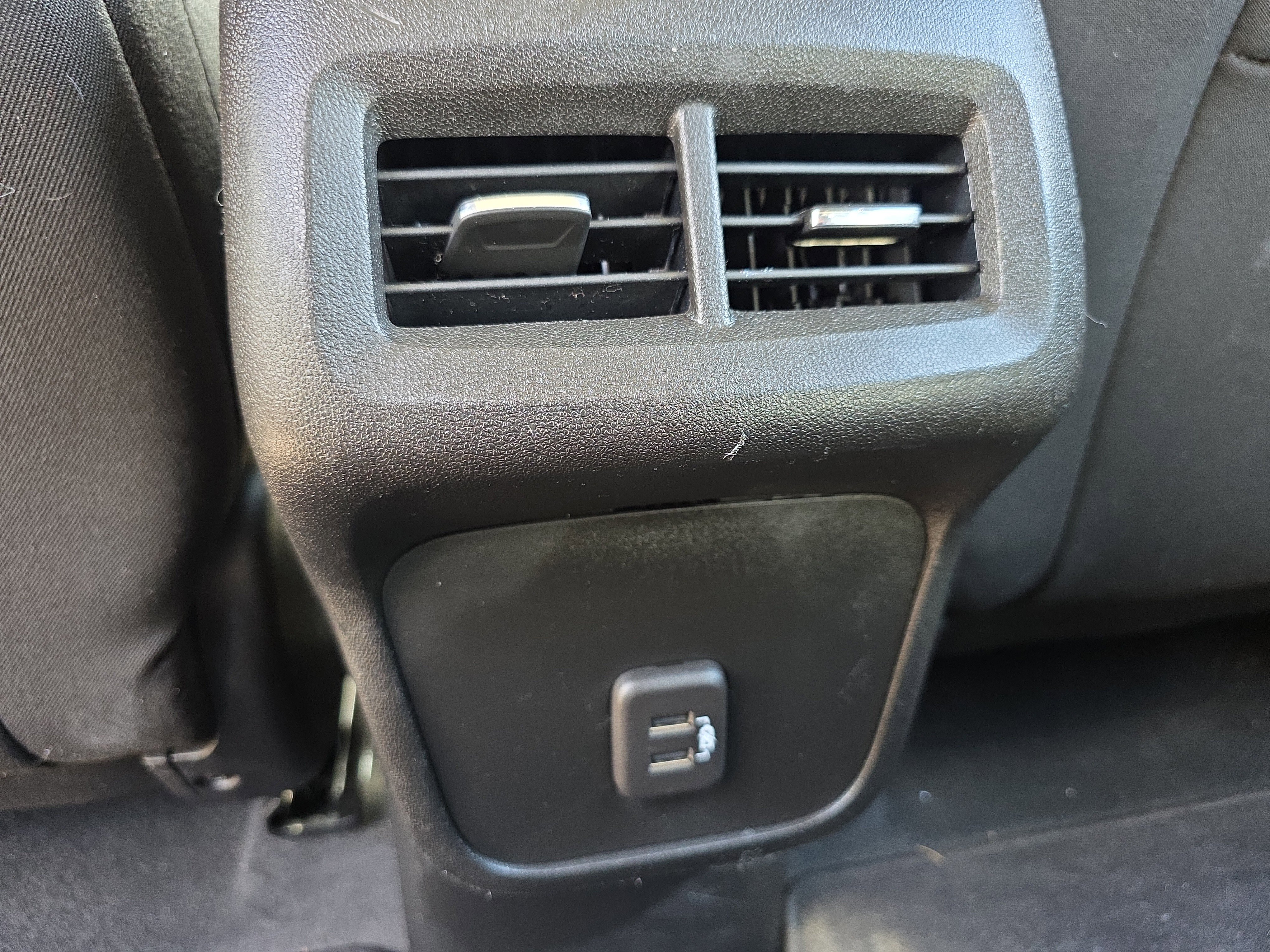 Used 2022 Chevrolet Equinox LS AWD/4WD image 17