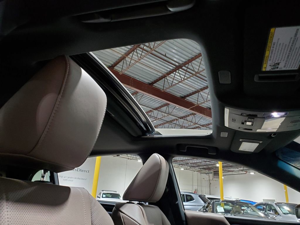 Used 2022 Lexus ES 300h Ultra Luxury w/ Accessory Package 2 image 16