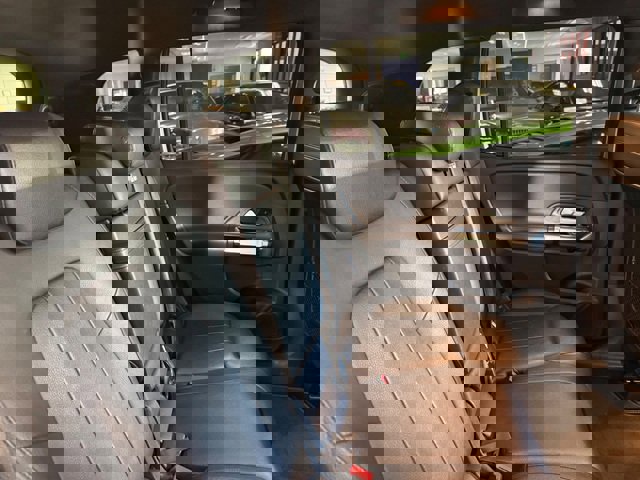 Used 2021 Mercedes-Benz GLB 250 image 27