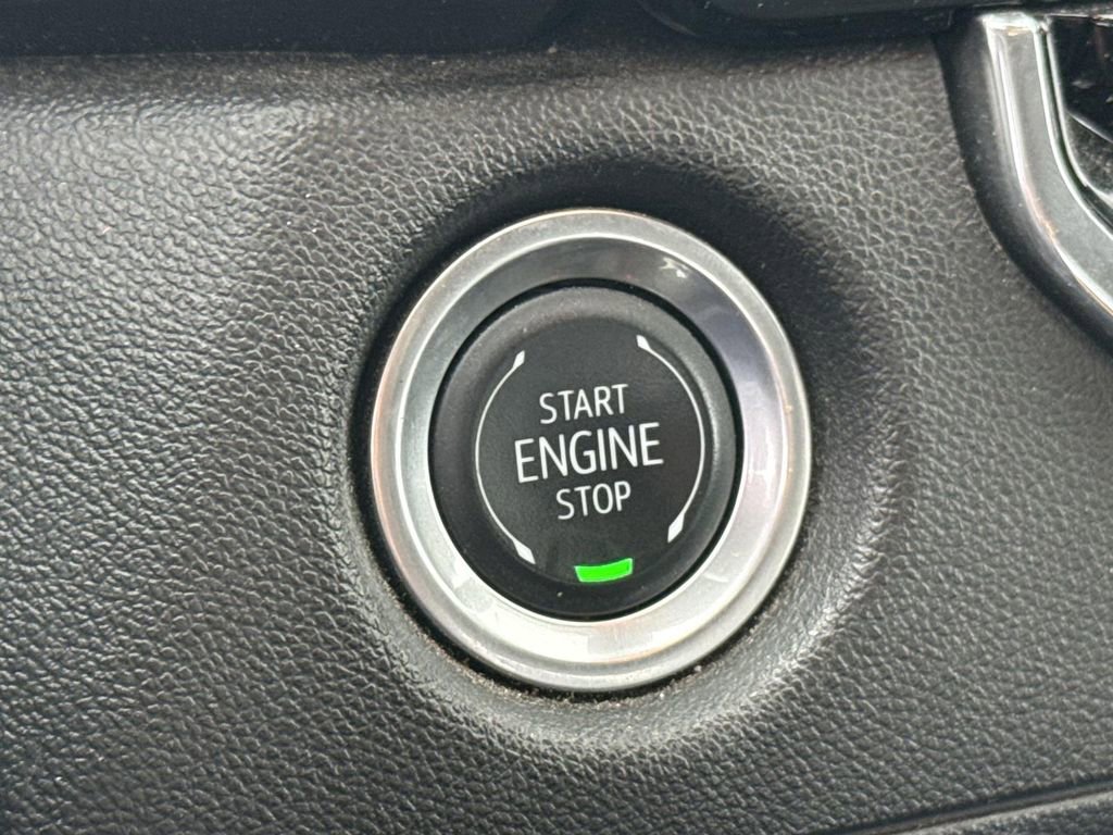 Used 2024 Chevrolet Colorado W/T image 15