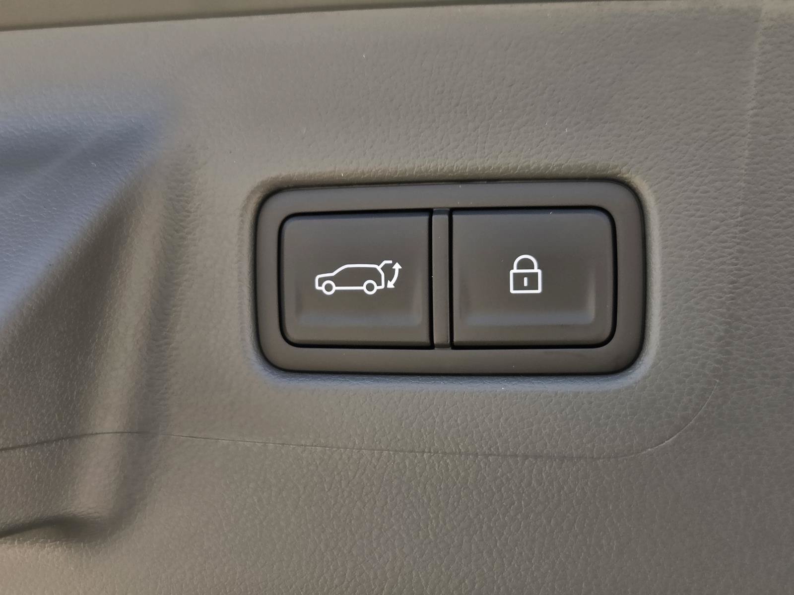 New 2027 Hyundai Santa Fe SEL FWD image 10