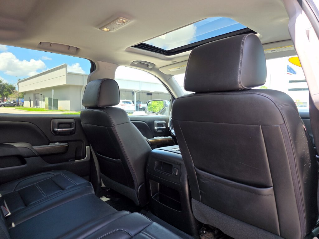 Used 2018 GMC Sierra 1500 Denali w/ Denali Ultimate Package AWD/4WD image 16