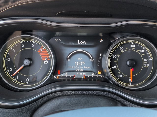 Used 2022 Jeep Cherokee Trailhawk image 11