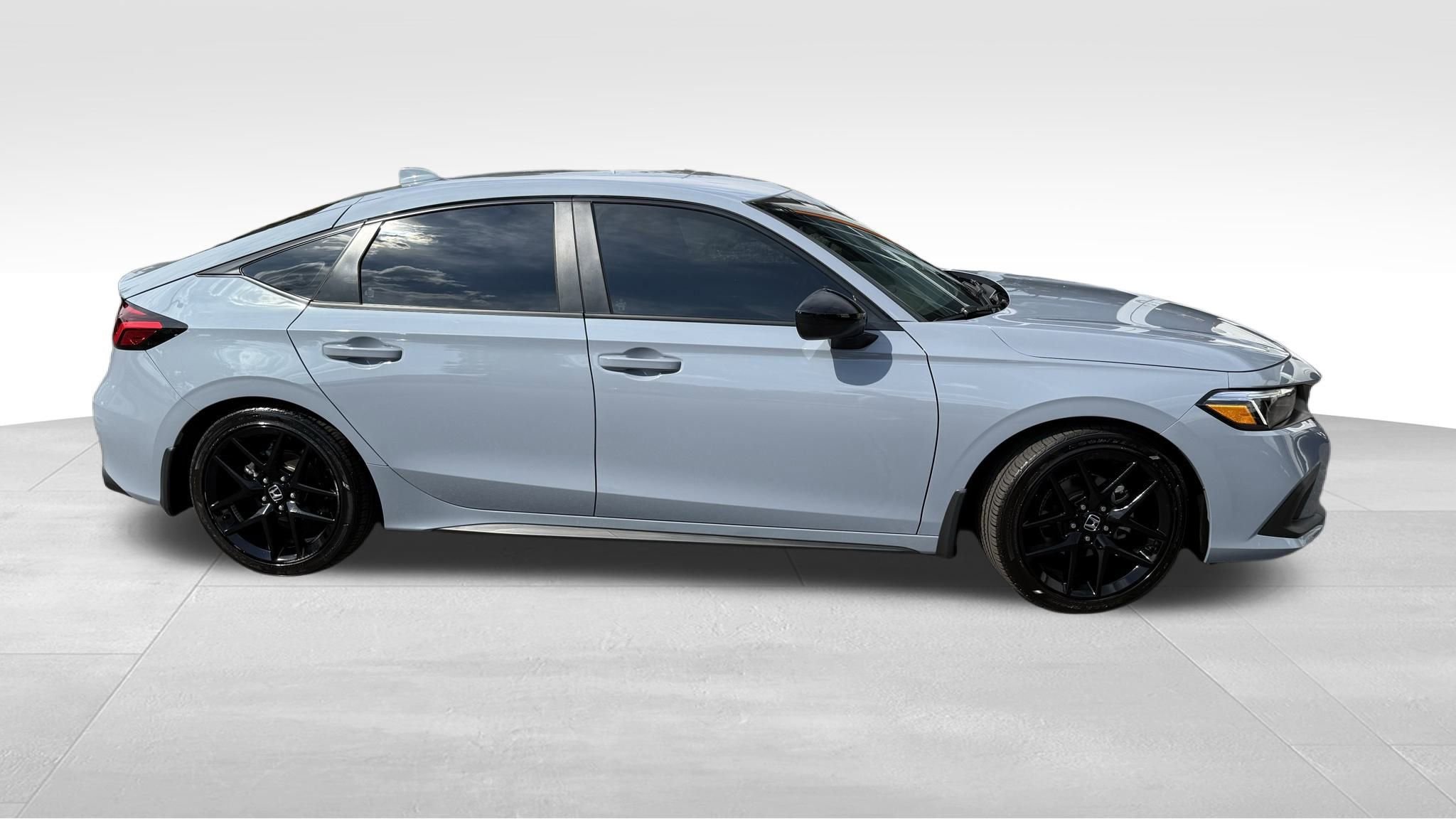 Used 2024 Honda Civic Sport image 8
