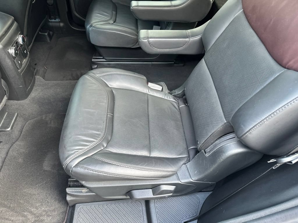 Used 2023 Ford Explorer Platinum w/ Technology Package AWD/4WD image 15
