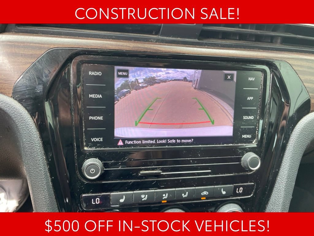 Used 2022 Volkswagen Passat 2.0T FWD image 18