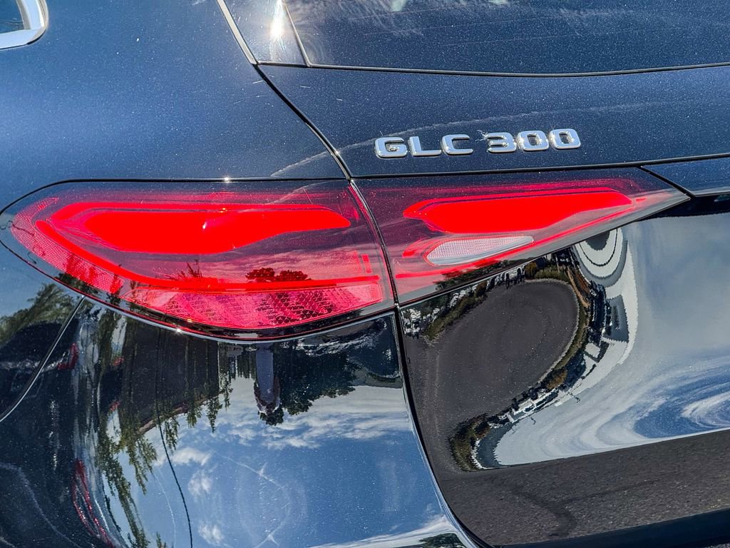 Certified 2026 Mercedes-Benz GLC 300 4MATIC image 9