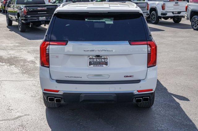 Used 2025 GMC Yukon XL Denali AWD/4WD image 34