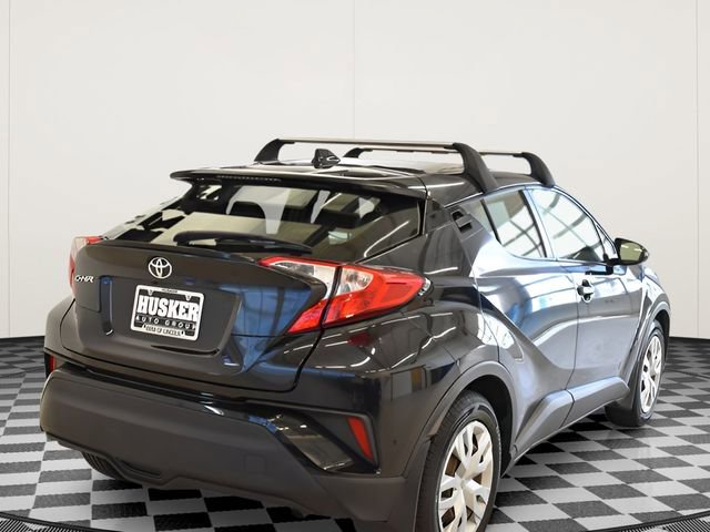 Used 2020 Toyota C-HR LE image 4