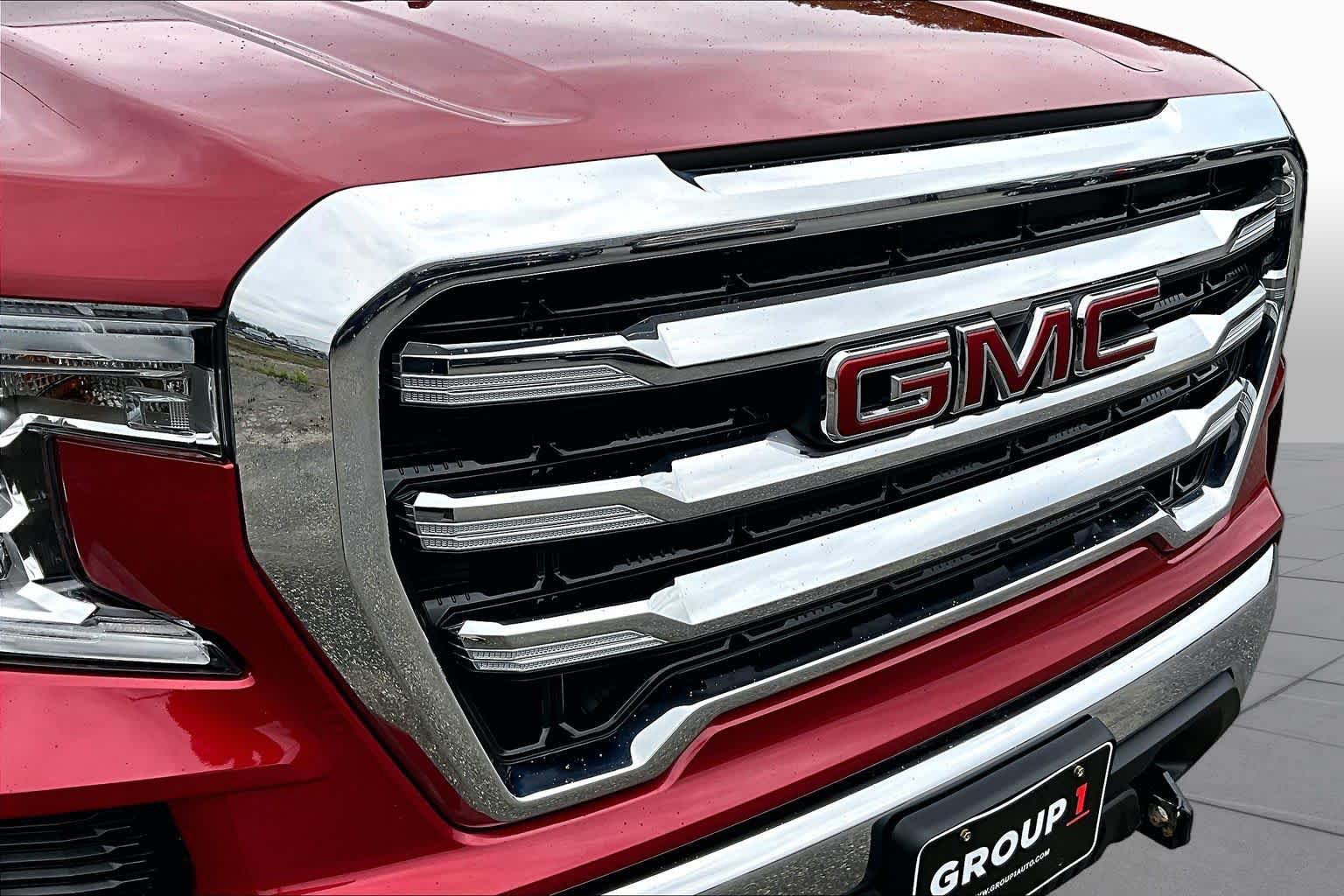 Used 2020 GMC Sierra 1500 SLE w/ SLE Value Package AWD/4WD image 32