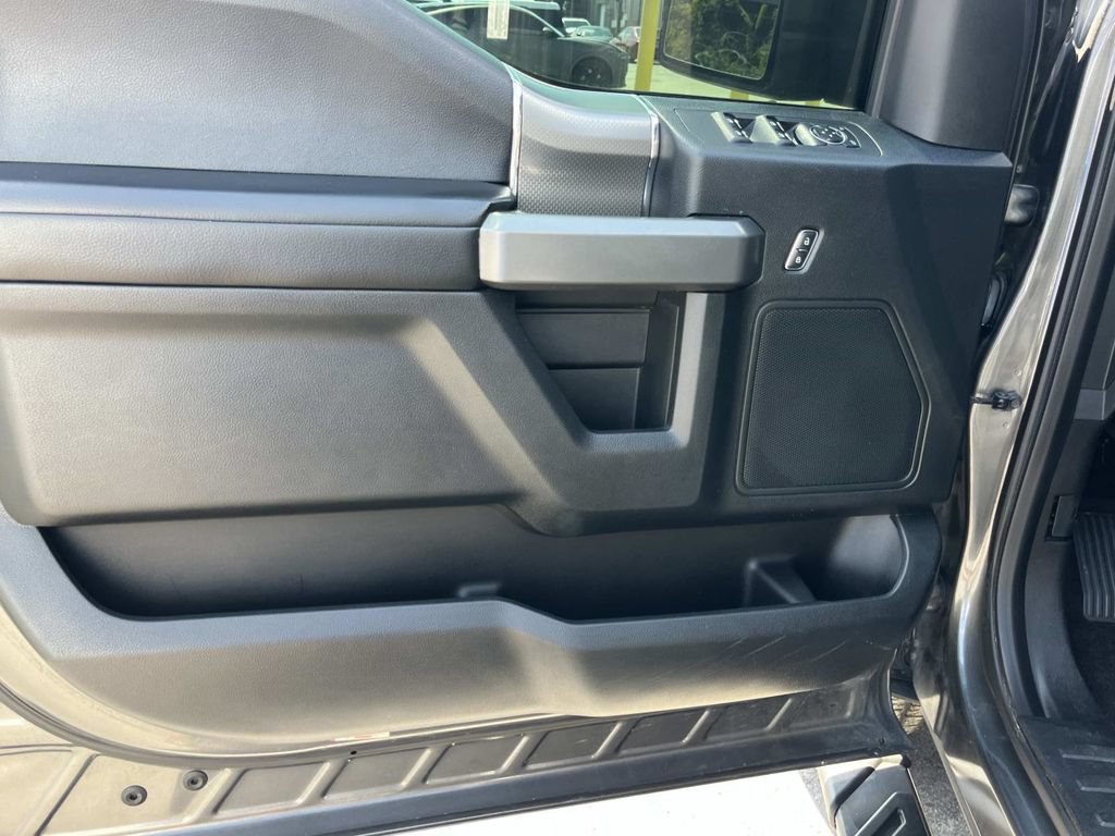Used 2016 Ford F150 XLT w/ Equipment Group 302A Luxury AWD/4WD image 30