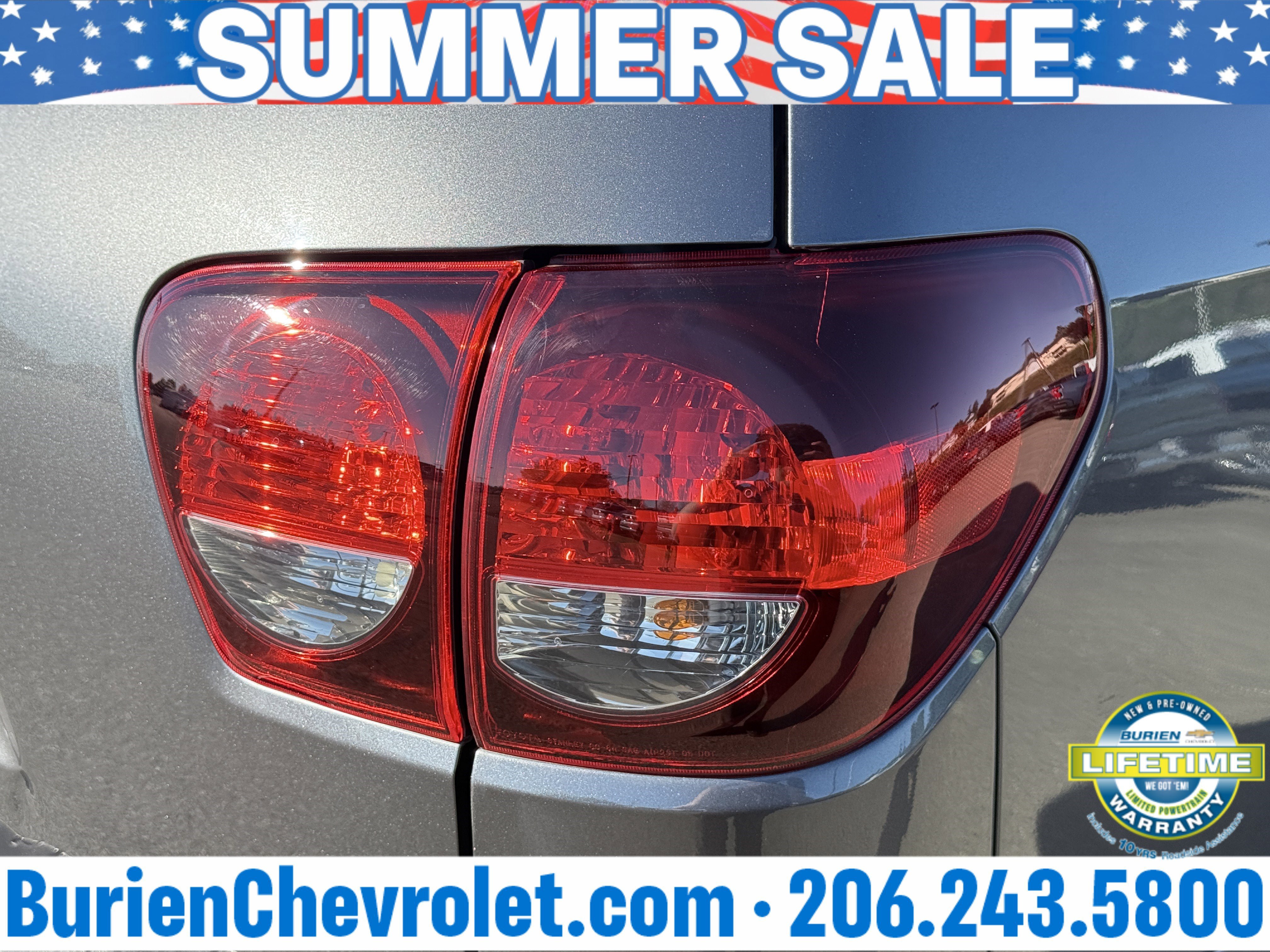 Used 2022 Toyota Sequoia TRD Sport AWD/4WD image 39