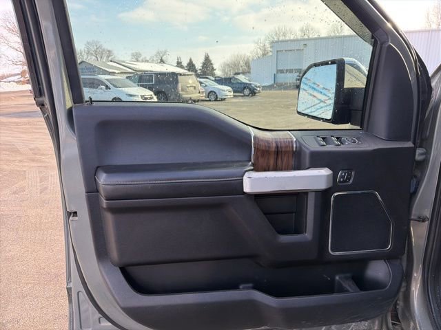 Used 2019 Ford F150 Lariat w/ Equipment Group 502A Luxury AWD/4WD image 20