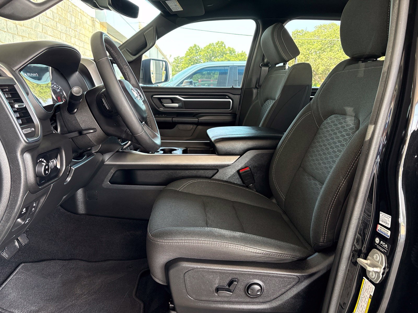 Used 2025 RAM 1500 Lone Star AWD/4WD image 14
