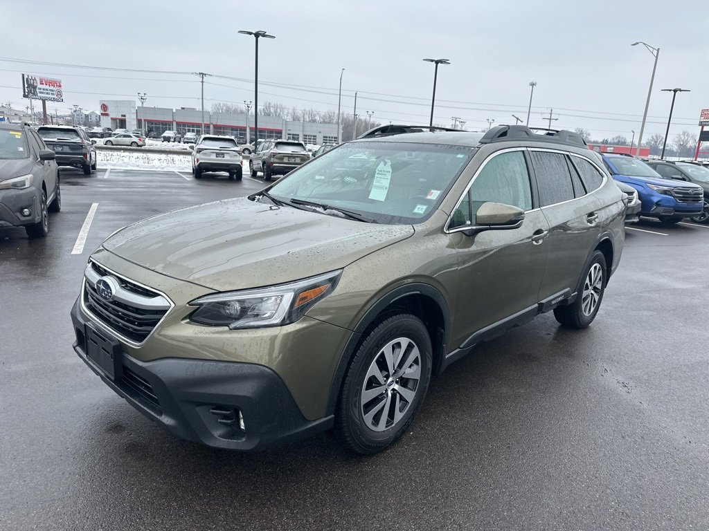 Certified 2022 Subaru Outback Premium image 3