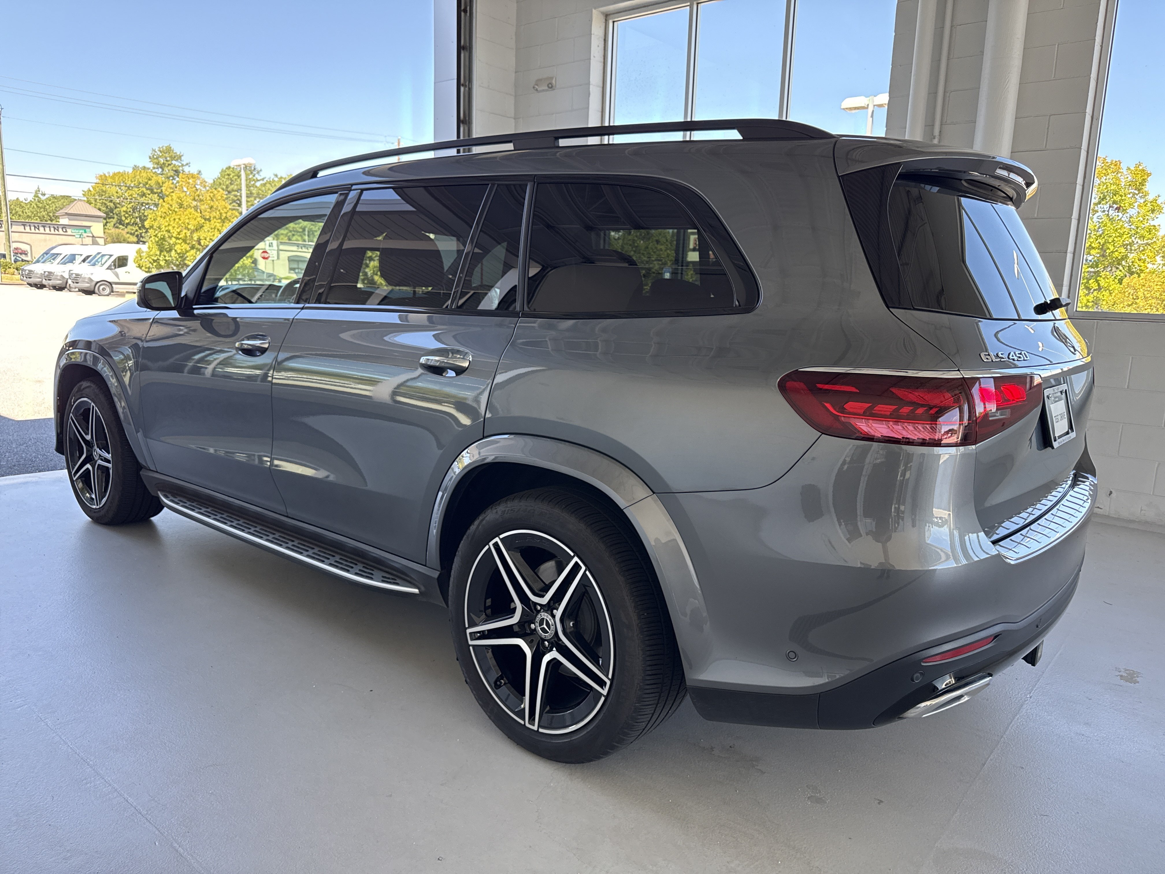 Certified 2024 Mercedes-Benz GLS 450 4MATIC image 8