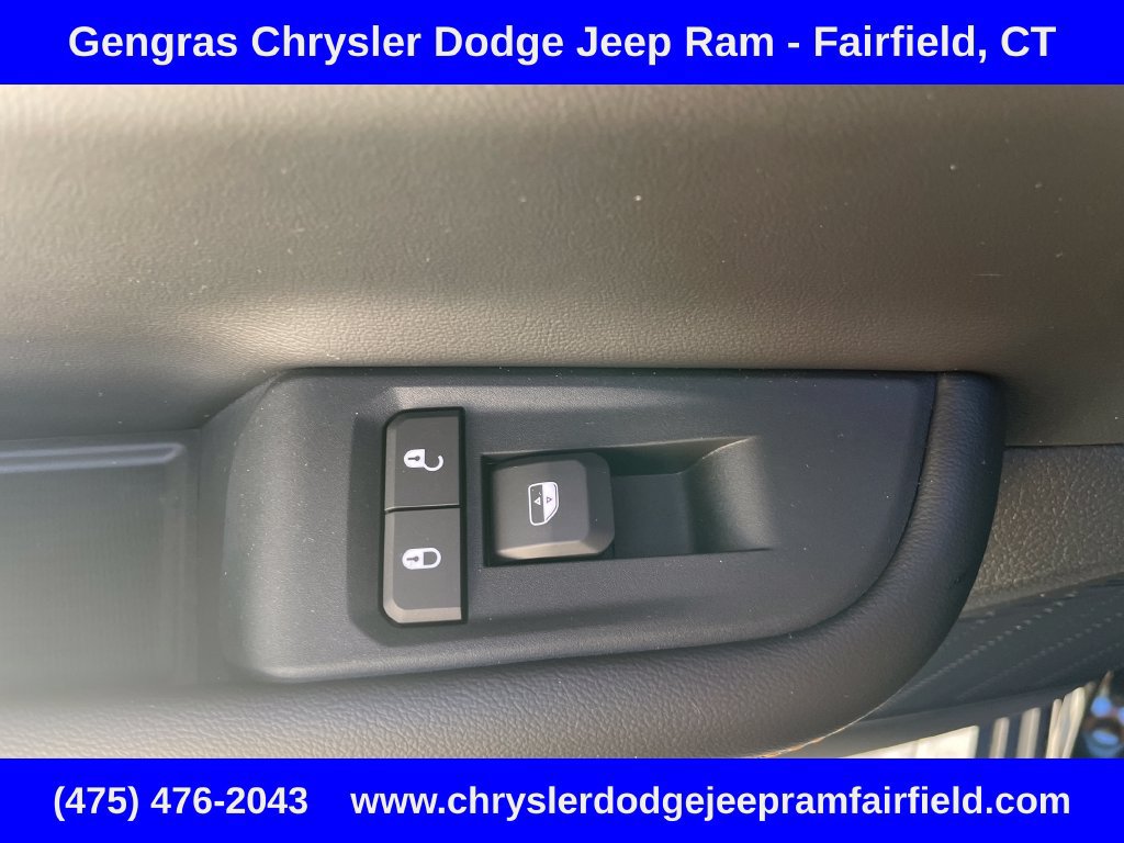 Certified 2026 Jeep Grand Cherokee Limited AWD/4WD image 38