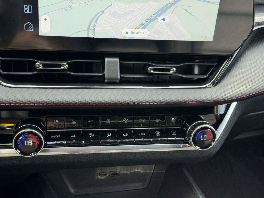 New 2027 Chevrolet Equinox RS w/ Safety and Technology Package FWD image 6